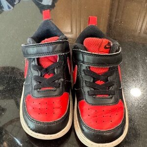 Nike Kids' Preschool Court Borough Mid Shoes